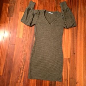 Steve Madden Elegant Olive Green Knit Dress Small Midi Cottage Lagenlook Casual
